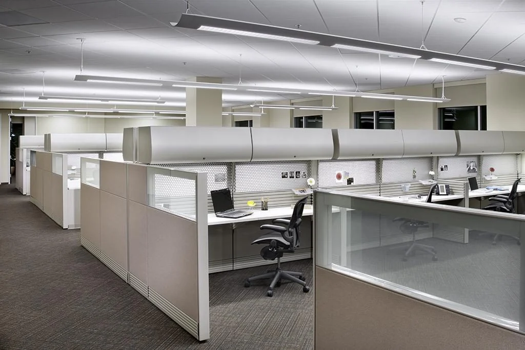 Open workstation floor at CO-OP.